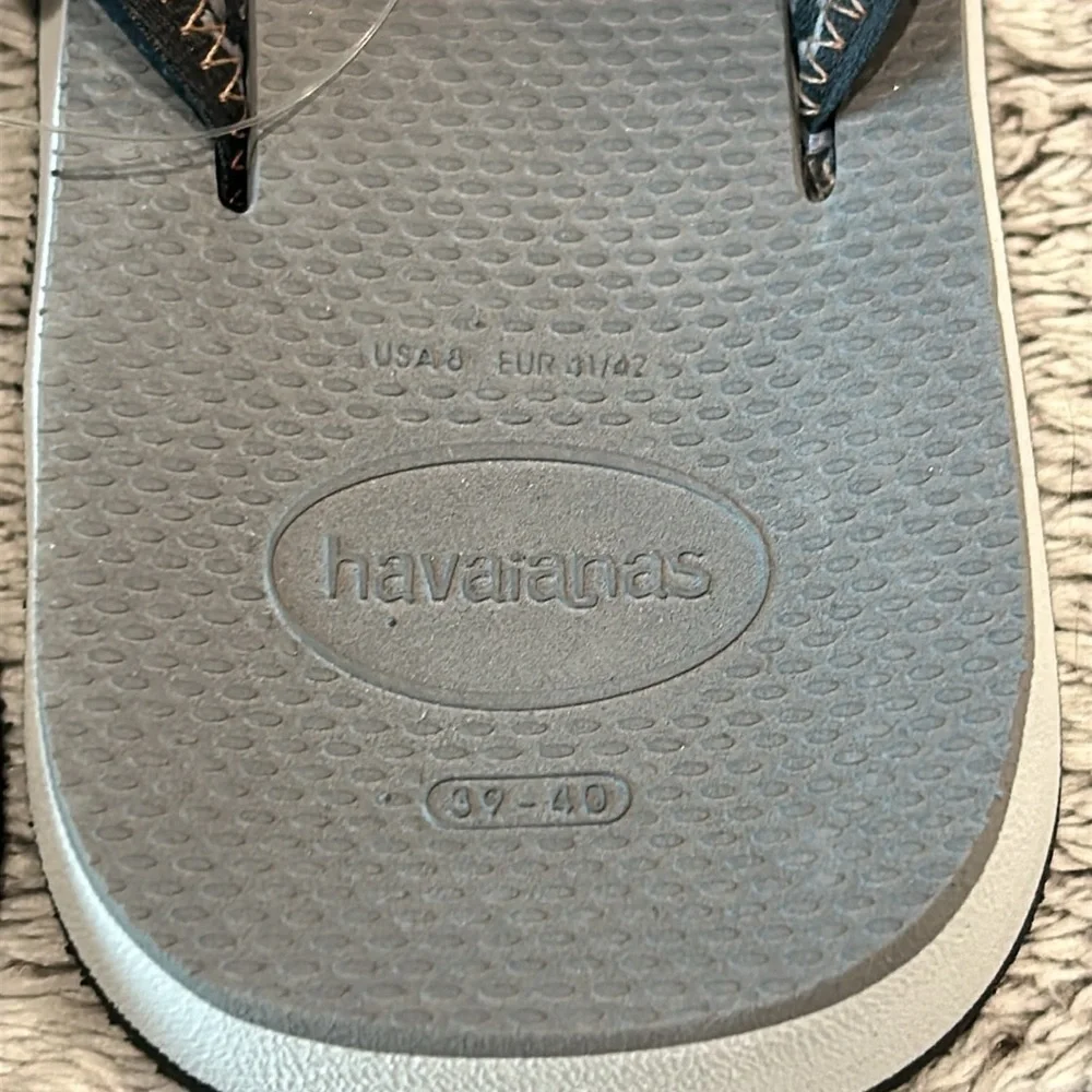 Havaianas Men's Graphite Gray Flip Flops size 8 made in Brazil